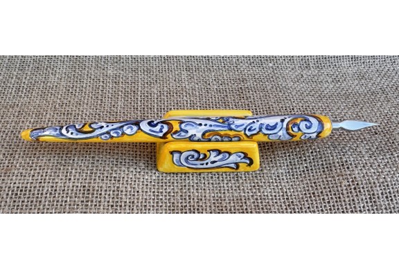 Pluma en cerámica